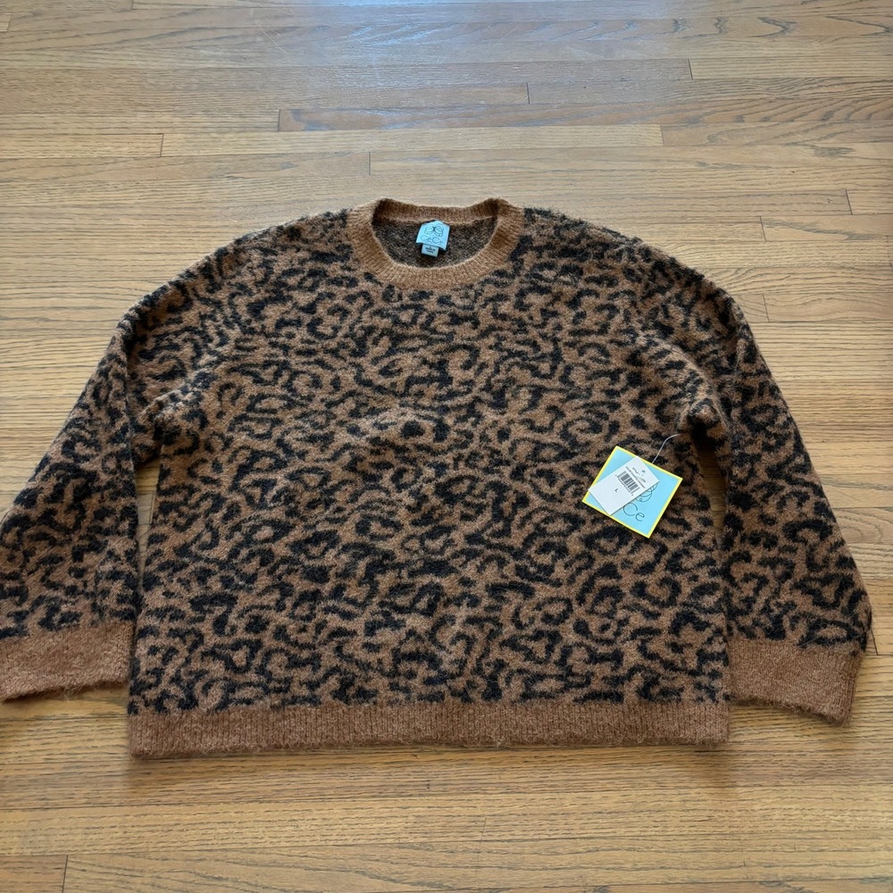 CeCe Leopard Print Fuzzy Crewneck Sweater Toasted Coconut C827CSB L NEW